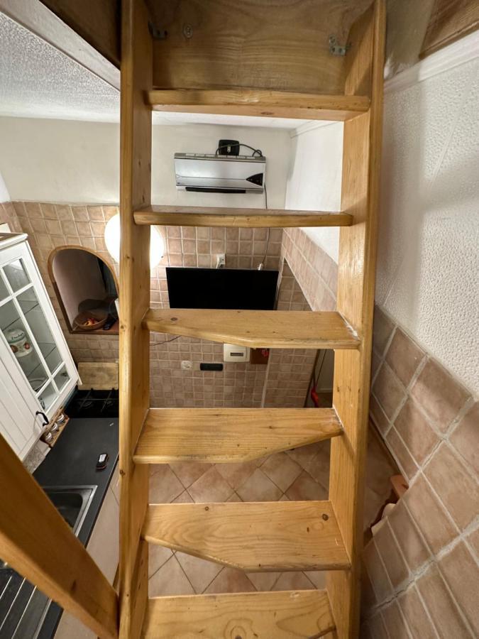 Appartamento Tiny House - Spaccanapoli Esterno foto