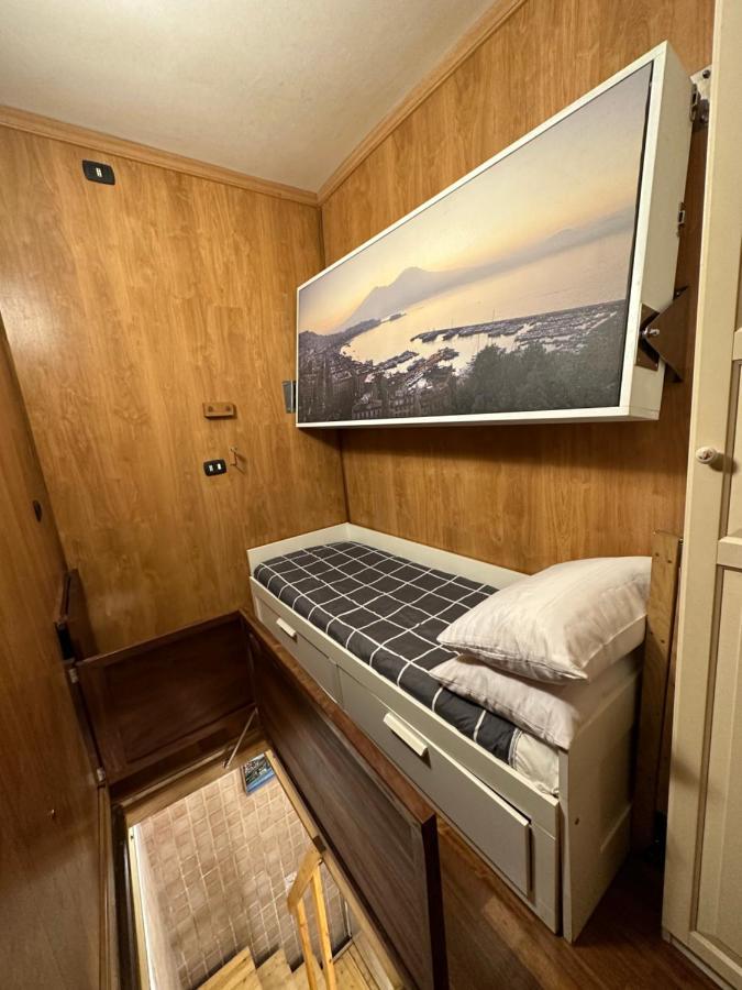 Appartamento Tiny House - Spaccanapoli Esterno foto